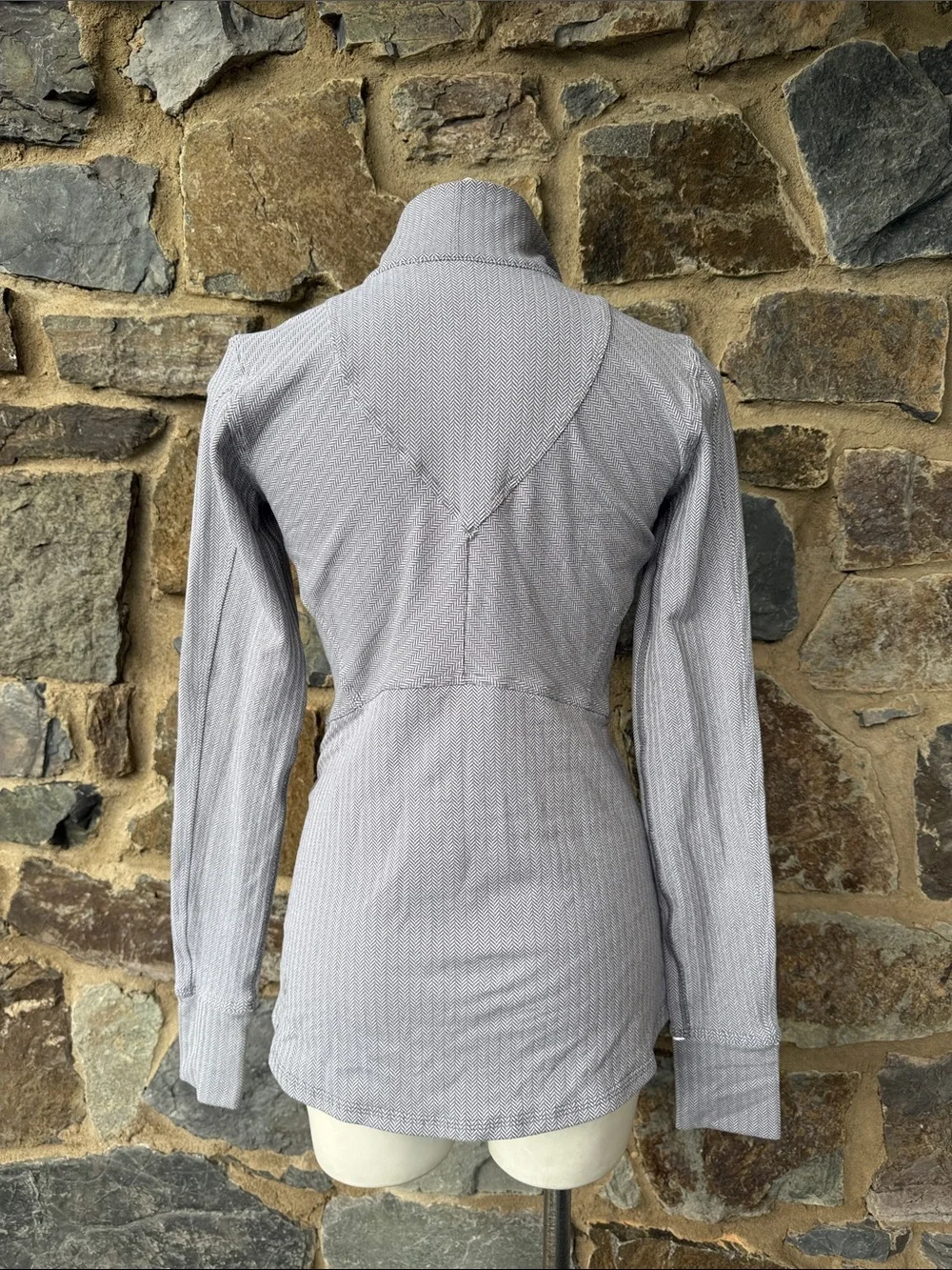 Lululemon Kanto Catch Me 1/2 Zip in Heathered Herringbone/White Slate Size 8